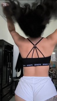 Screenshot_20250504_025329_Video Player.jpg