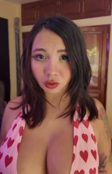 Screenshot_20250513_061926_Video Player.jpg