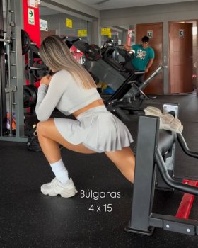 Screenshot_20250513_151001_Video Player.jpg