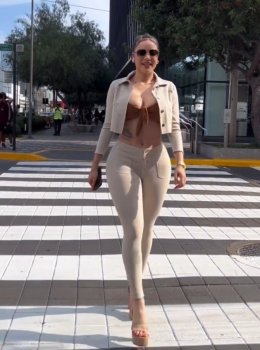 Screenshot_20250514_235750_Video Player.jpg