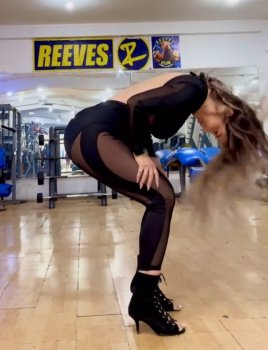 Screenshot_20250515_013815_Video Player.jpg