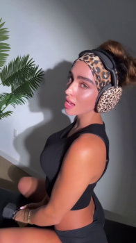 vlcsnap-2025-05-23-15h40m52s57819cd70ca268e2f71 (1).png