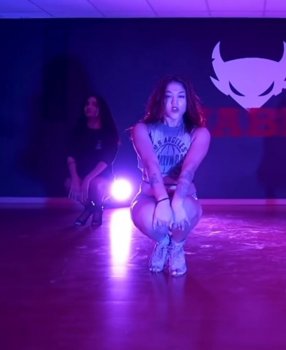 Screenshot_20250607_234757_Video Player.jpg