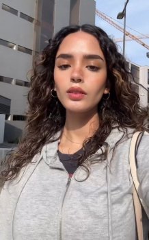 Screenshot_20250612_000105_Video Player.jpg