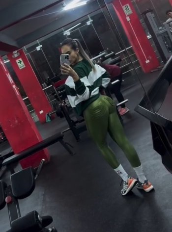 Screenshot_20250621_161918_Video Player.jpg