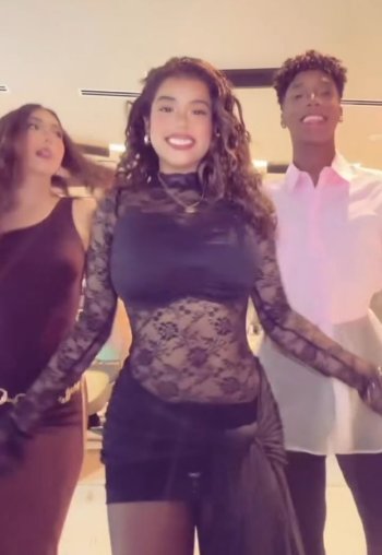 Screenshot_20250622_092337_Video Player.jpg