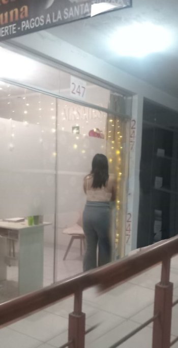 chica hasta el win.jpg