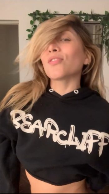 Screenshot_20250709_070630_Video Player.jpg