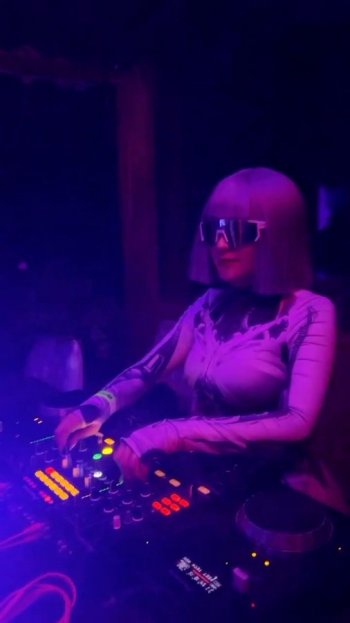 Secuencia 01.00_00_04_11.Imagen fija090.jpg