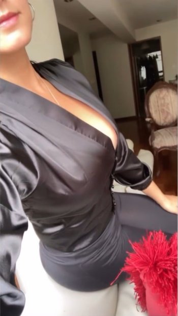 Screenshot_20250720_174038_Video Player.jpg