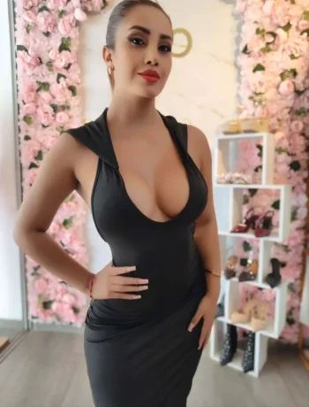 angie.bardaless_1753723389_3686821465420729034_1615278337 (1) (1).webp