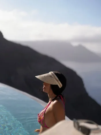 adrianajames 05082002505.webp