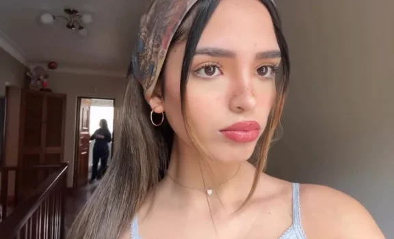 Screenshot_20250806_000258_Video Player.webp