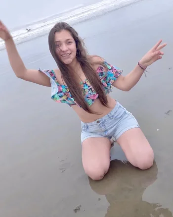 iam milito, solo mirame (5).webp