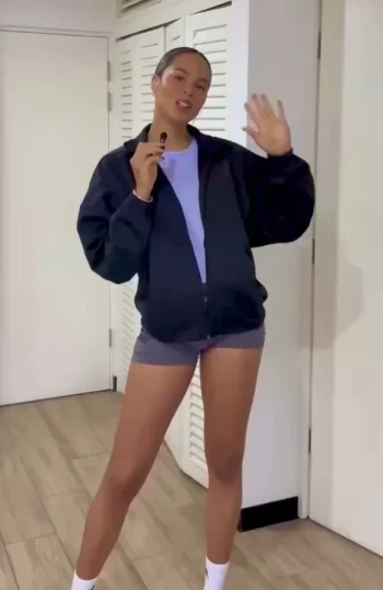 Screenshot_20250908_062239_Video Player.webp