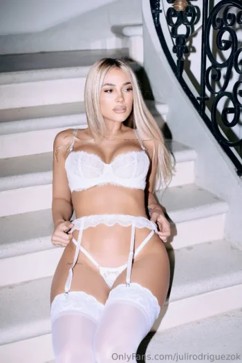 2689x4032_1cea4c71c45e7911e0add8e76180aaf2 (1).webp