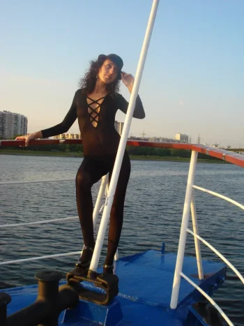 Russian AMateur Posing and Fucking 121018031.webp