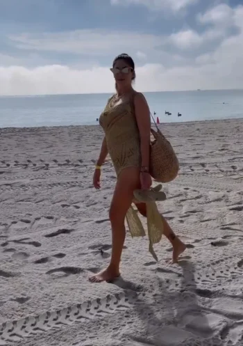 Screenshot_20250912_065212_Video Player.webp