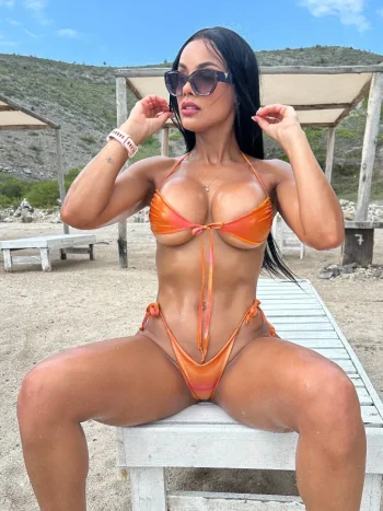 eezz (15).webp eezz (15).webp