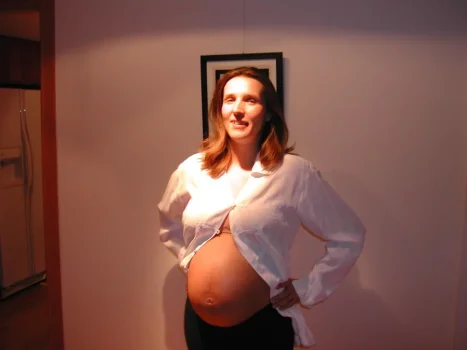 p_Preggers chick found posing - brisko_008.webp