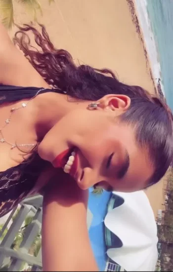 Screenshot_20251004_174503_Video Player.webp