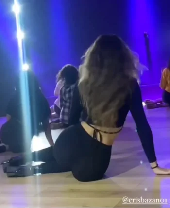 Screenshot_20251004_180303_Video Player.webp