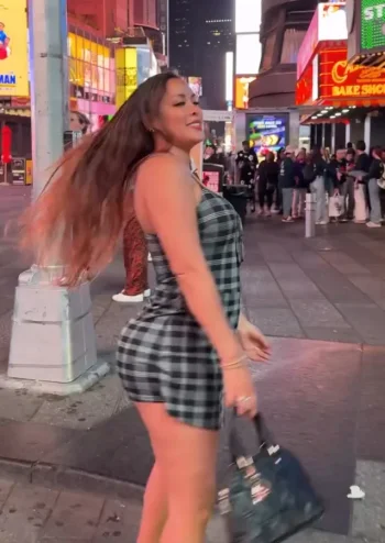 Screenshot_20251007_165824_Video Player.webp