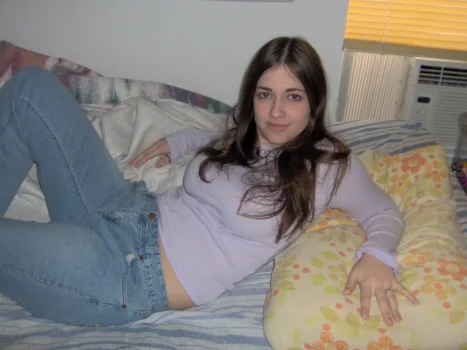 Amateur Teen 130410003.webp