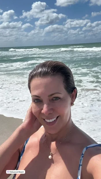 45393fc6-dfa3-4b58-b386-45550078e0bb - frame at 0m1s.webp