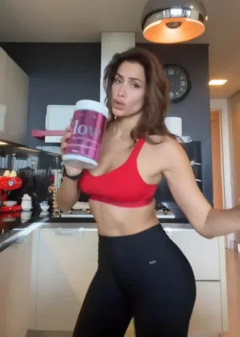 Screenshot_20251024_055225_Video Player.webp