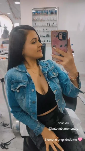 mayra_yenk_selfie_peluqueria.webp