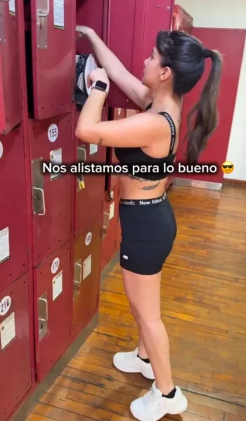 Screenshot_20251127_000729_Video Player.webp