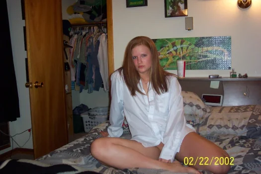 Sexy Redhead Cocksucker 101210003.webp