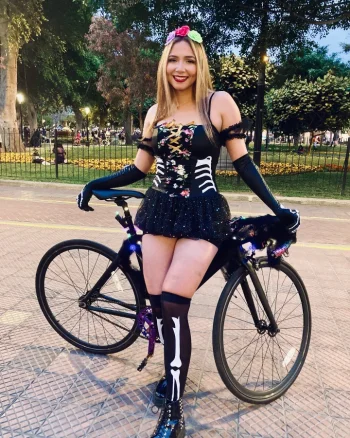 mujer de iam milito (2).webp