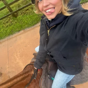 sydney_sweeney---DSFpis6FHEO---07f289fd6b7a6ca2de.webp sydney_sweeney---DSFpis6FHEO---07f289fd6b7a6ca2de.webp