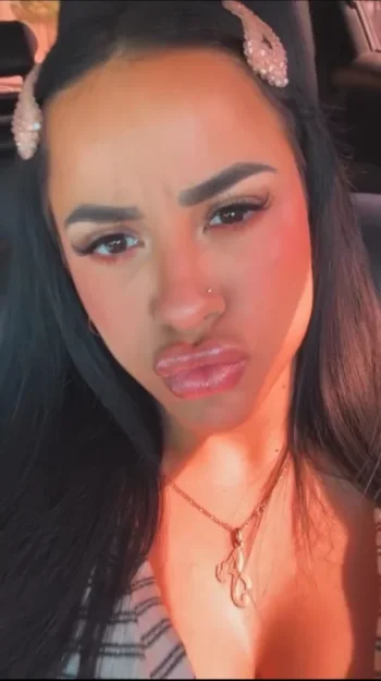 Screenshot_20251220_225845_Video Player.webp