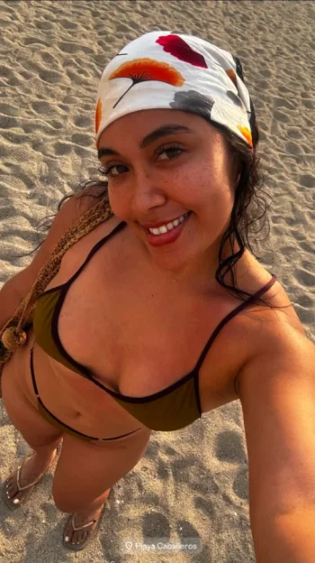 Screenshot_20260103_210535_Video Player.webp