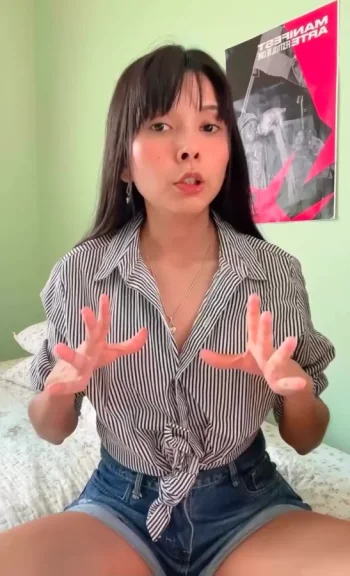 Screenshot_20260106_110338_Video Player.webp