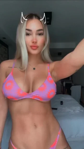 Screenshot_20260107_171956_Video Player.webp