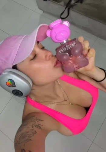 Screenshot_20260107_181746_Video Player.webp