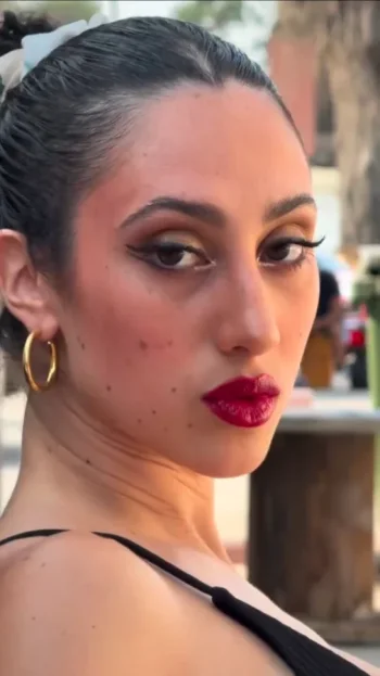 Screenshot_20260108_095833_Video Player.webp