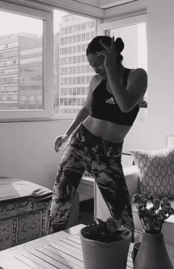 Screenshot_20260108_182125_Video Player.webp