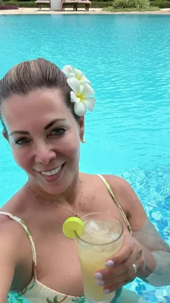 79d913f8-14ed-45a1-8be8-b071457476e0 - frame at 0m1s.webp