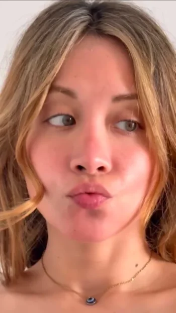 Screenshot_20260112_183136_Video Player.webp