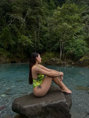 Dias de una buena desconexión, conocer lugares nuevos y practicar puntería bajándonos manos d...webp