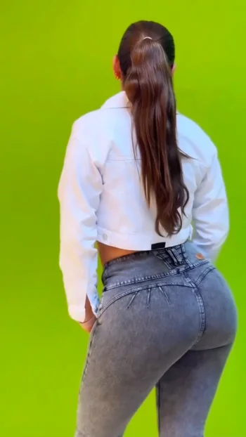 Screenshot_20260129_014919_Video Player.webp