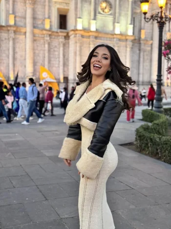 ............. (8).webp