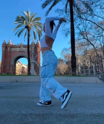 Screenshot_20260201_091220_Video Player.webp