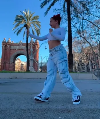 Screenshot_20260201_091317_Video Player.webp