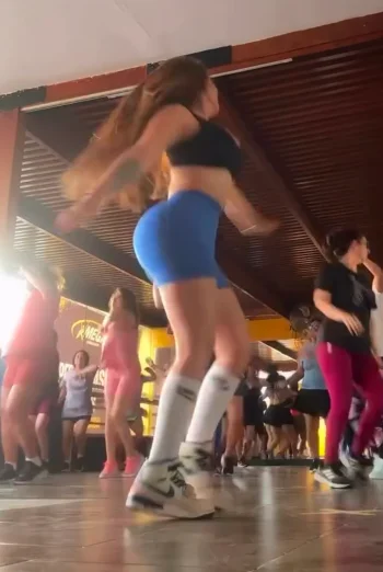 Screenshot_20260205_000402_Video Player.webp